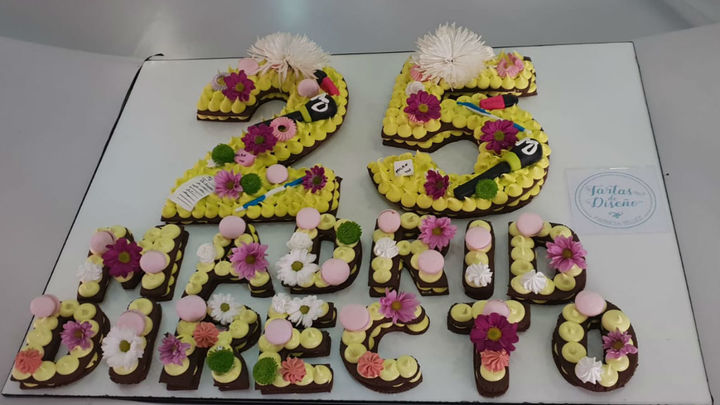 Tarta por el 25 aniversario de Madrid Directo