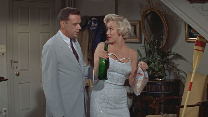 La tentación vive arriba / Archivo