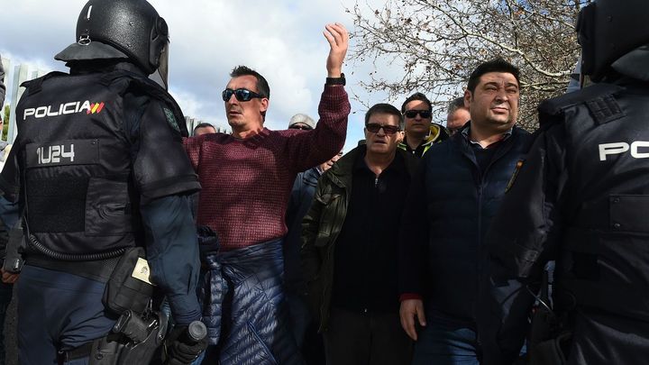 Huelga de taxis EFE/ Fernando Villar