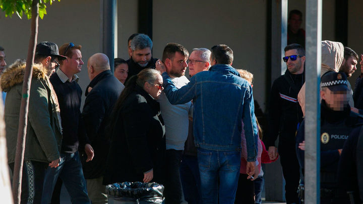 Padres de Julen a su llegada al tanatorio / EFE