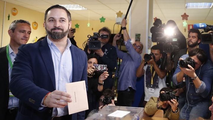 Abascal:  "millones  de españoles votan con esperanza y sin miedo"
