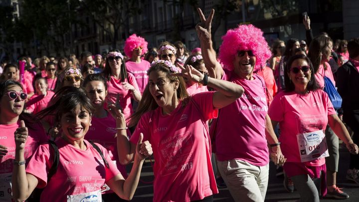36.000 mujeres tiñen de rosa las calles de Madrid / EFE