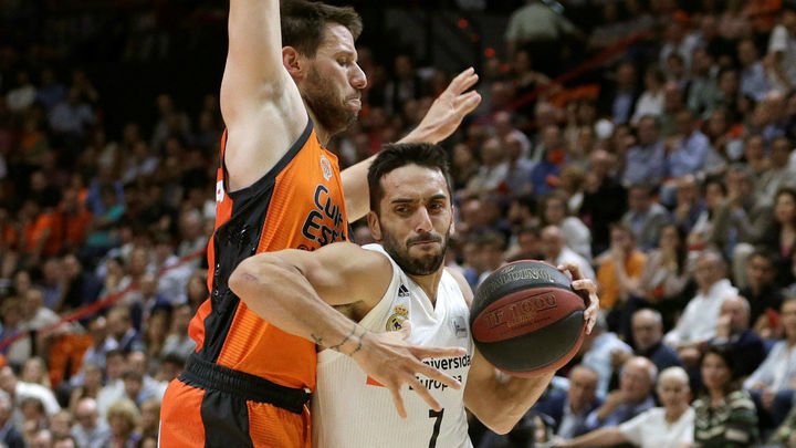 Campazzo ante el Valencia Basket