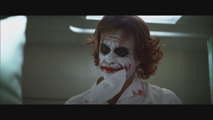 caballero oscuro joker enfermera