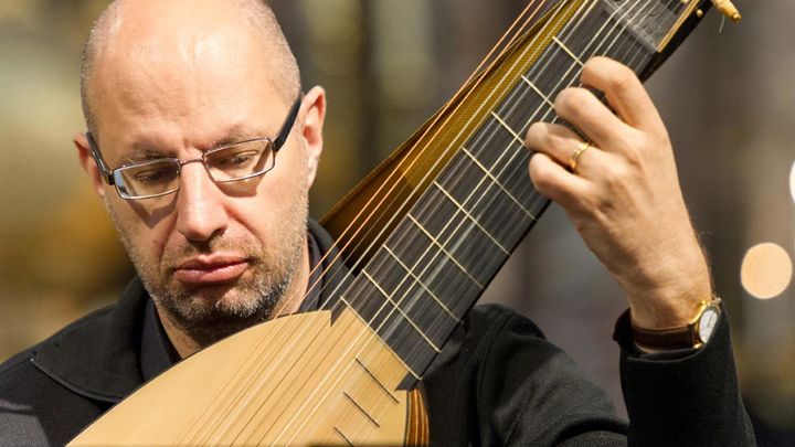 Franco Pavan, tiorba.