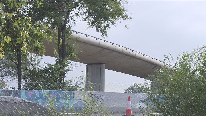 Puente hacia la M-40 desde la M-607