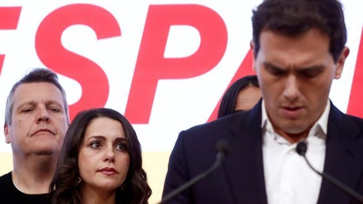 Albert Rivera muestra su decepción tras la debacle electoral / Agencias