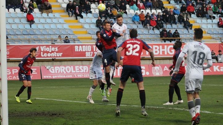 Lance del juego del último partido de la Cultural en liga