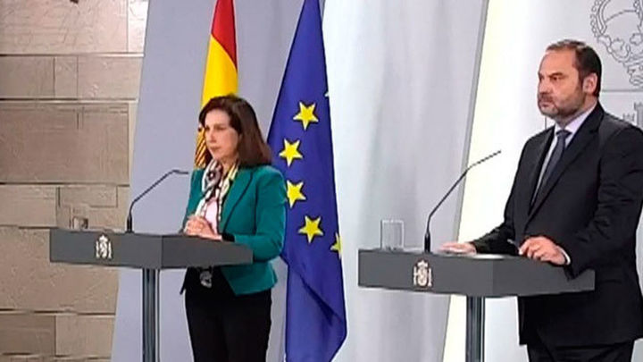 Margarita Robles y José Luis Ábalos