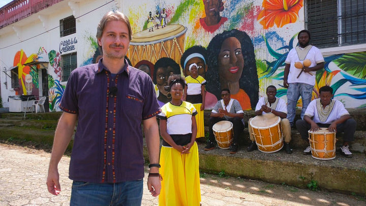 Visitamos en la localidad de Livingstone a guatemaltecos de la etnia garífuna / Telemadrid