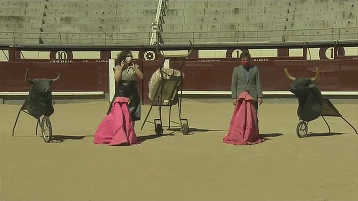 Díaz Ayuso y Díaz Almeida en Las Ventas / REDACCIÓN