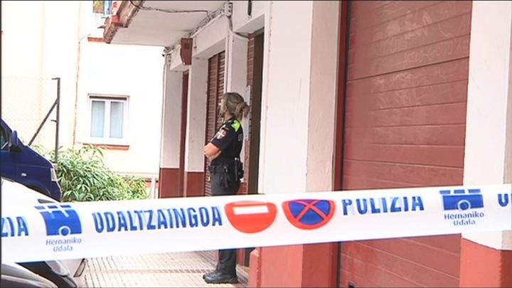 Edificio de Hernani donde se han detectado los positivos / REDACCIÓN