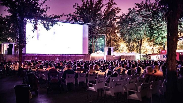 Cine de verano en el Parque de la Bombilla / AYUNTAMIENTO DE MADRID