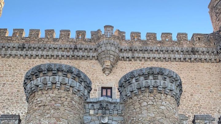 Carmen Alcayde en el castillo de Manzanares El Real / Redacción