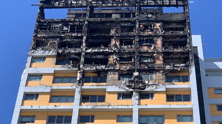 Ocho viviendas afectadas en un incendio de un edificio de Pinar de Chamartín / Emergencias Madrid