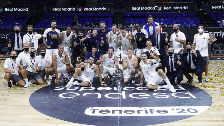 Real Madrid, campeón de la Supercopa de España / @rmbaloncesto