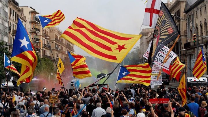 Concentración en Barcelona contra el rey y Pedro Sánchez / EFE