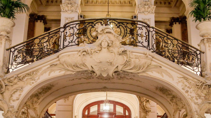 Imagen de la escalera del Casino de Madrid / Europa Press