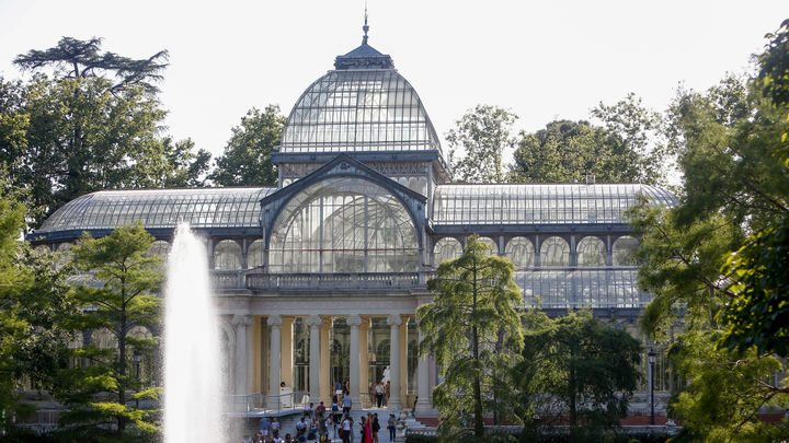 Imagen del Palacio de Cristal ubicado dentro del parque del Retiro de Madrid / Ricardo Rubio / Europa Press