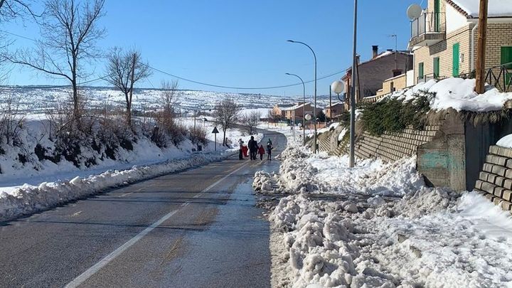 Carretera de acceso a Torrelaguna, esta mañana / TELEMADRID