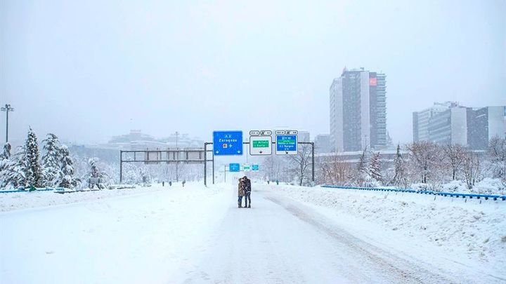 El beso de la nevada / EFE