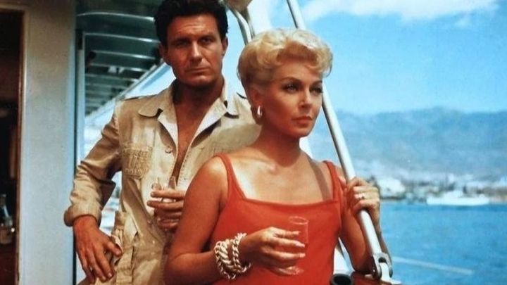 'Mil caras tiene el amor'. / Comunicación LaOtra