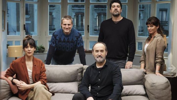 El elenco de “Sentimental" / Archivo