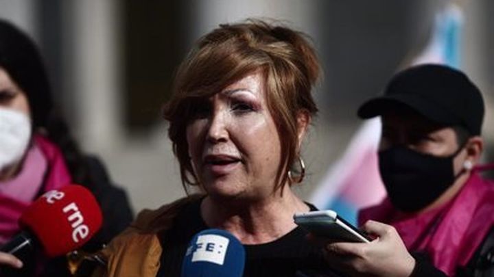La presidenta de la Federación Plataforma Trans, Mar Cambrollé, visibilización / EUROPA PRESS