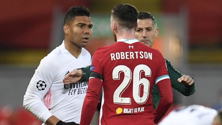 Casemiro ante el Liverpool / EFE