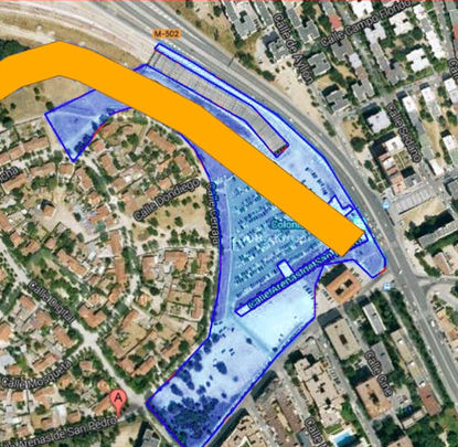 En amarillo, la Cañada Real de Madrid. En azul, los terrenos sobre los que se pretende edificar / CAMPAMENTO SÍ
