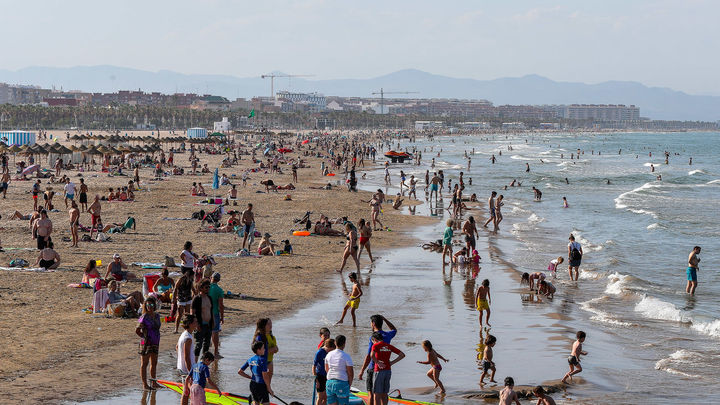 Playa de la Malvarrosa en Valencia / EUROPA PRESS