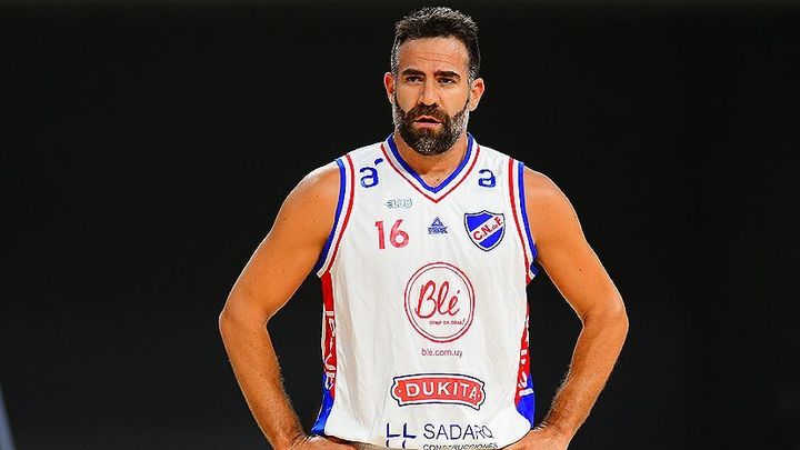 Carlos Cabezas / Twitter