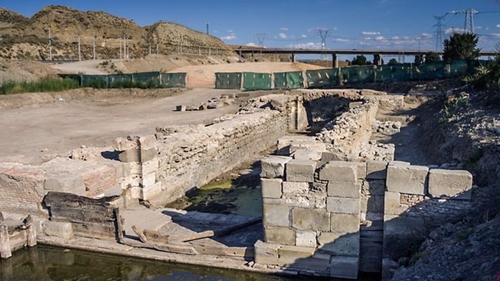 Embarcadero y esclusa del canal del Manzanares / GRUPO INVESTIGADORES PARQUE LINEAL