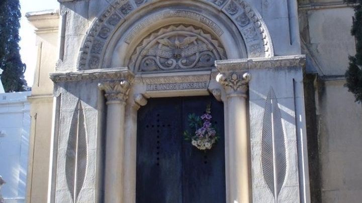 Panteón de Alejandro Lasalle / AGENCIAS