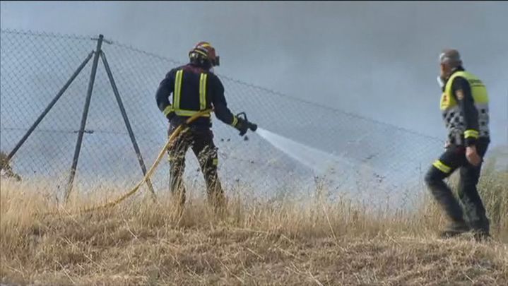 El fuego arrasa Batres / Telemadrid
