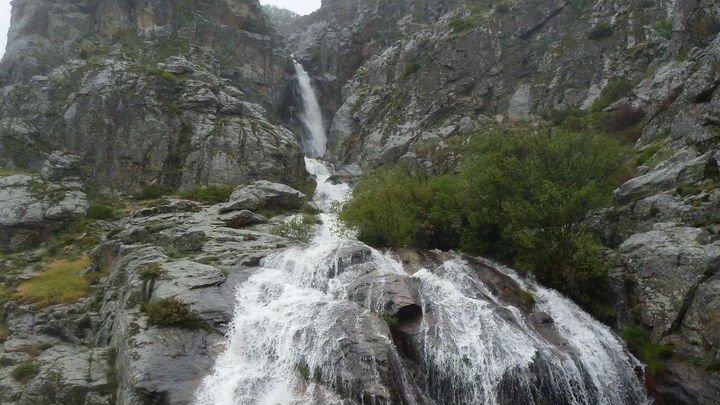 Chorrera de los Litueros / ROBERTO LUMBRERAS