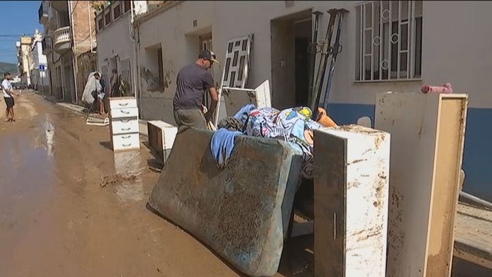 La DANA amenaza con más chubascos fuertes en Baleares y Cataluña tras causar importantes destrozos en Tarragona / Telemadrid
