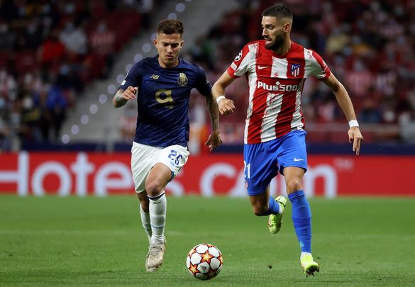 Yannick Carrasco ante el Oporto / EFE