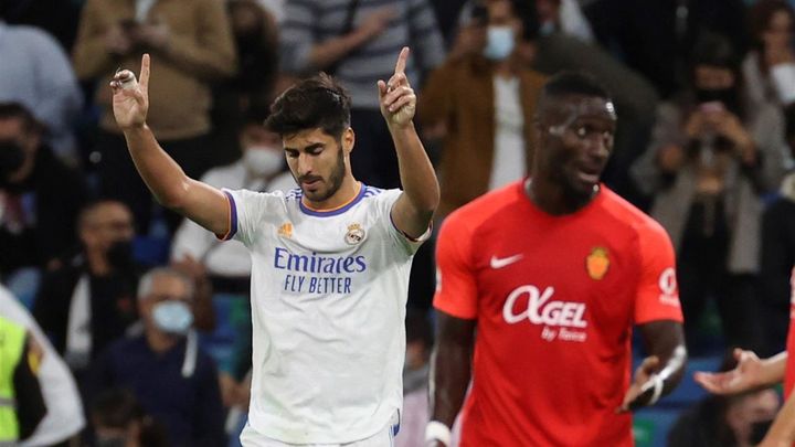 Marco Asensio ante el Mallorca / EFE