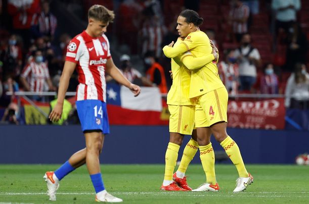 Marcos Llorente ante el Liverpool / EFE