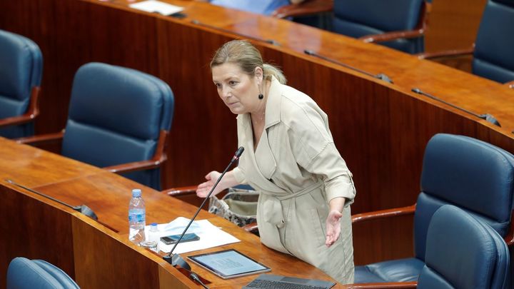 La diputada socialista Marta Bernardo interviene en el Pleno de la Asamblea de Madrid / EUROPA PRESS