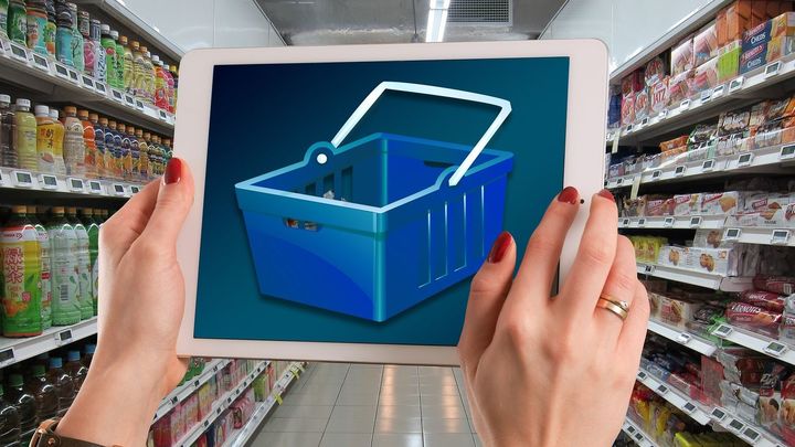 Si el super te pilla lejos, haz la compra por internet / Banco de imágenes