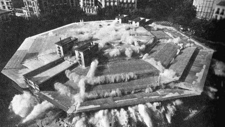Voladura del Mercado de Olavide en 1974 / PUEBLO
