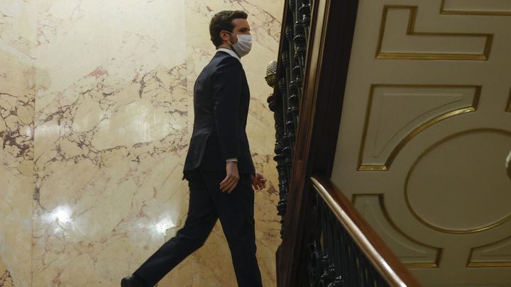 Casado, tras marcharse del Congreso / EFE