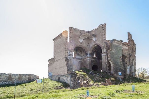 Iglesia de San Pedro Apóstol de Polvoranca / HISPANIA NOSTRA