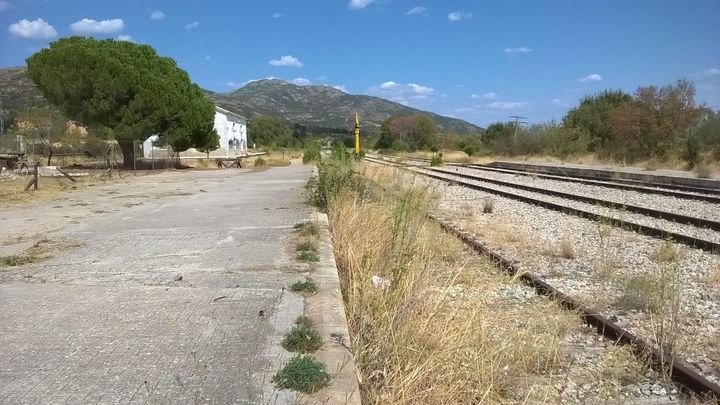 Estación abandonada de Miraflores de la Sierra / P.O.
