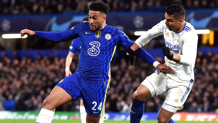 Casemiro ante el Chelsea / EFE