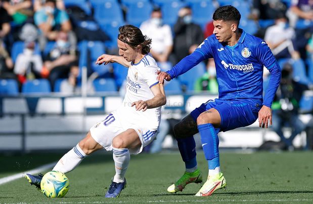 Modric ante el Getafe / REAL MADRID