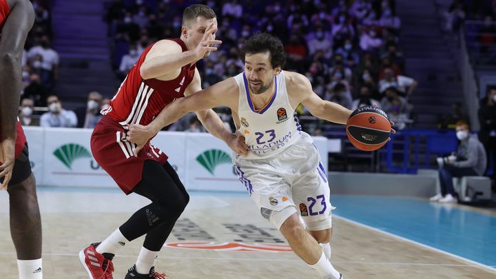 Llull ante el Bayern Munich / EFE