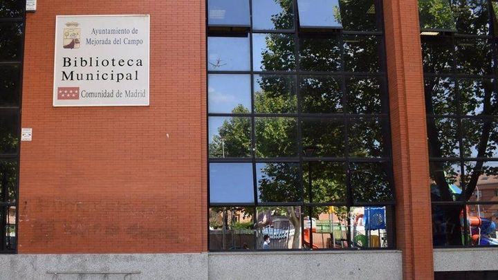 Biblioteca Municipal de Mejorada del Campo / AYTO. MEJORADA